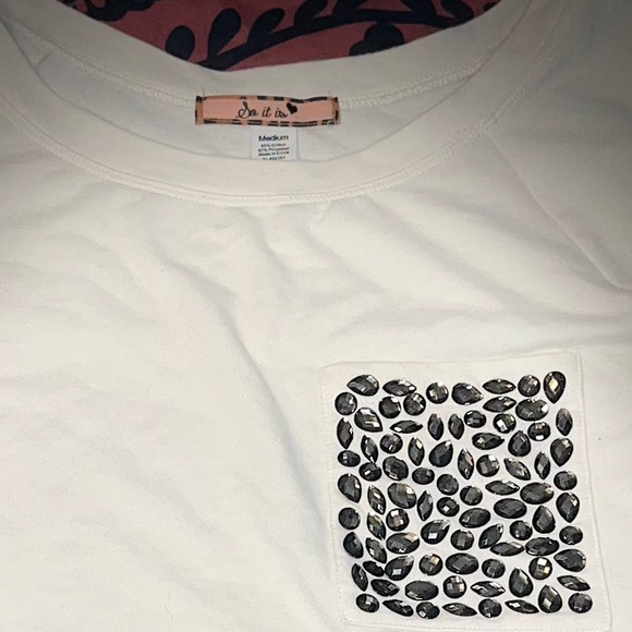 So it is Tops - So it is… blouse with gun mental bling Pocket Accent